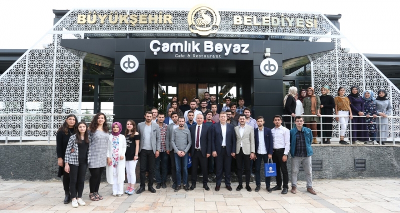 Başkan Zolan'dan gençlere altın değerinde tavsiyeler