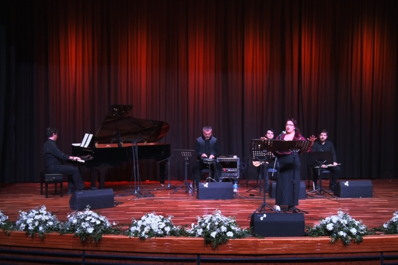 PAÜ 2019’a Konserle Merhaba Dedi