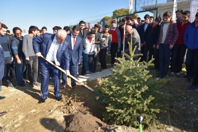 24 Kasım Öğretmenler Günü Anısına Hatıra Ormanı Oluşturuldu