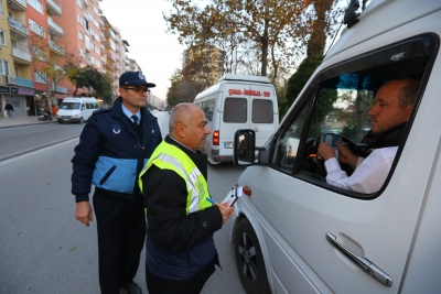 Büyükşehir’den minibüs denetimi