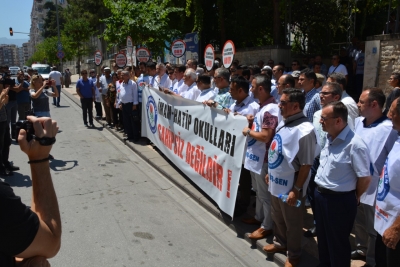 İmam-hatip okulları sahipsiz değildir