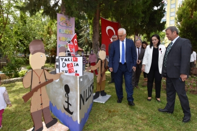 Küçük Ellerde Şekillenen Projeler Sergilendi