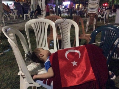 MİNİK DEMOKRASİ NÖBETÇİSİ