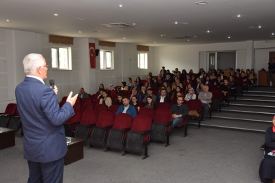 Rehber Öğretmenlerine İmam Hatip Okulları Tanıtım Toplantısı Yapıldı