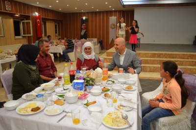 Sarayköy Belediyesi’nden “Dünya Yetimler Günü” iftarı