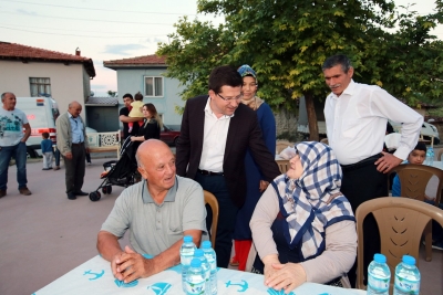 ŞEMİKLER MAHALLESİ’NDE İMECE USULÜ İFTAR